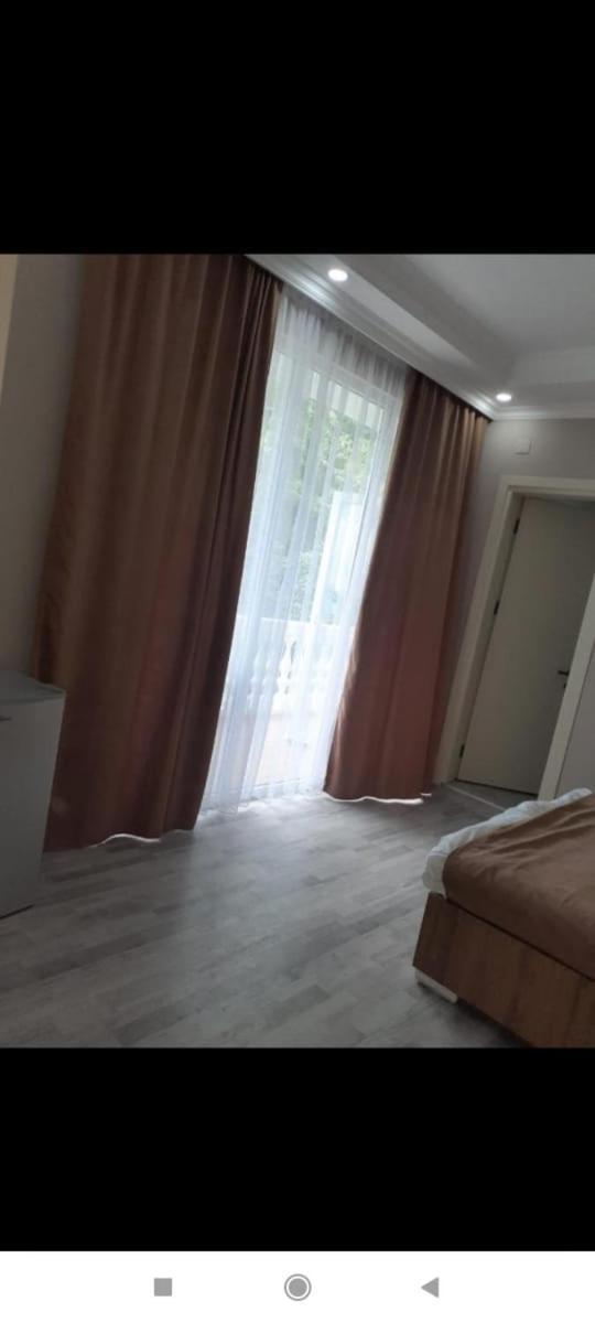 Geno Guest House Kvariati Eksteriør billede